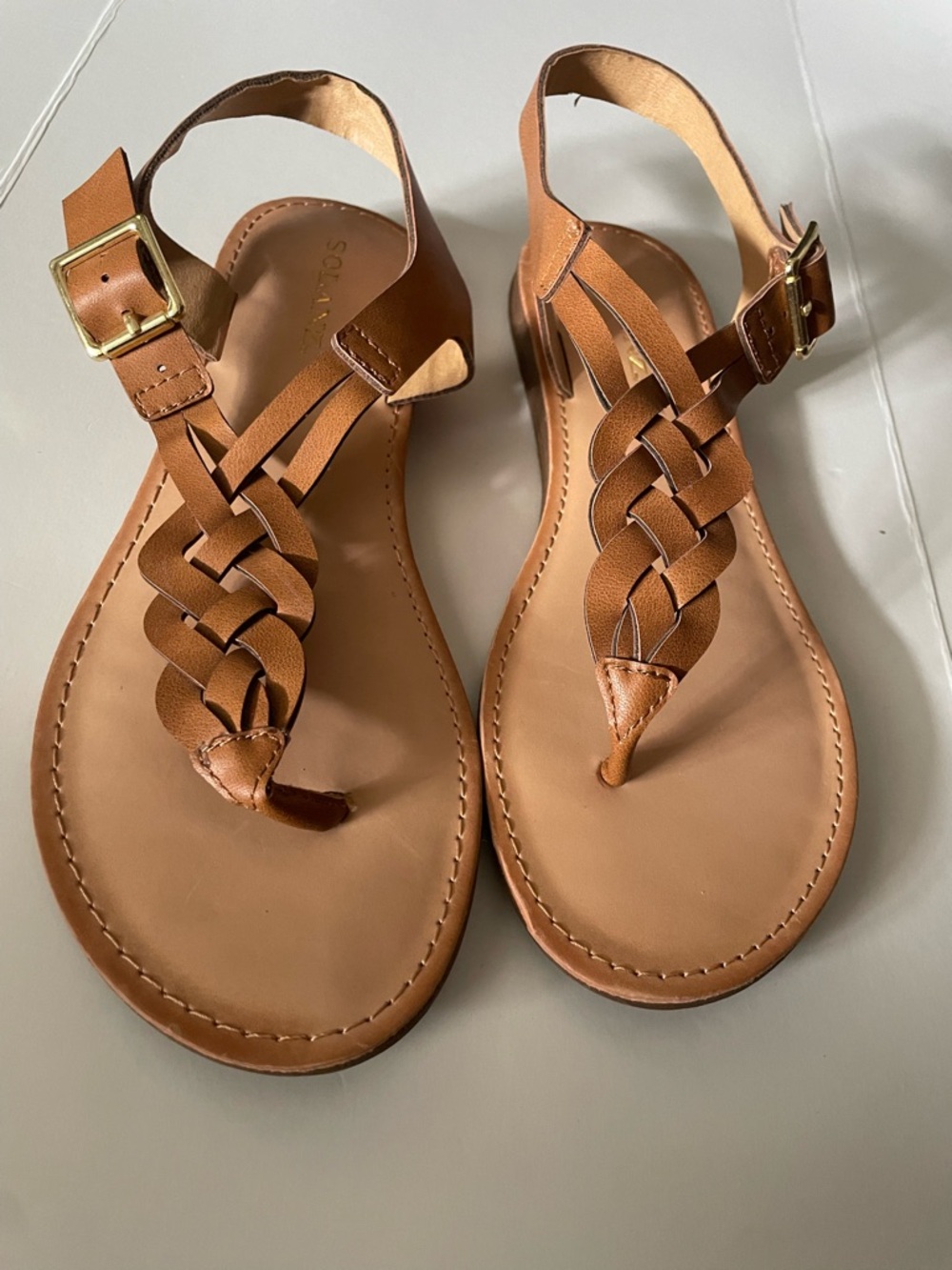 Women’s Tan Braided Leather Sandals - Classic Summer Thong